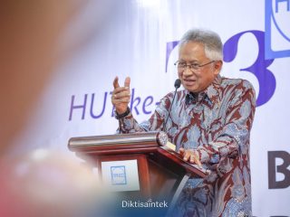 BREAKING NEWS: Satryo Soemantri Mundur dari Mendiktisaintek