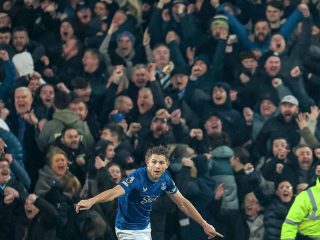 Drama Panas Derby Merseyside: Liga Primer Klarifikasi Insiden Kartu Merah dan Gol Kontroversial