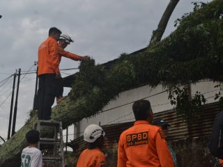Perubahan Cuaca Ekstrem, Pemkab Bandung Imbau Masyarakat Waspada
