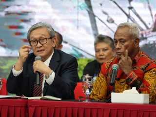 Hasto Kristiyanto Soroti Penetapan Tersangka Hakim Djuyamto dalam Sidang