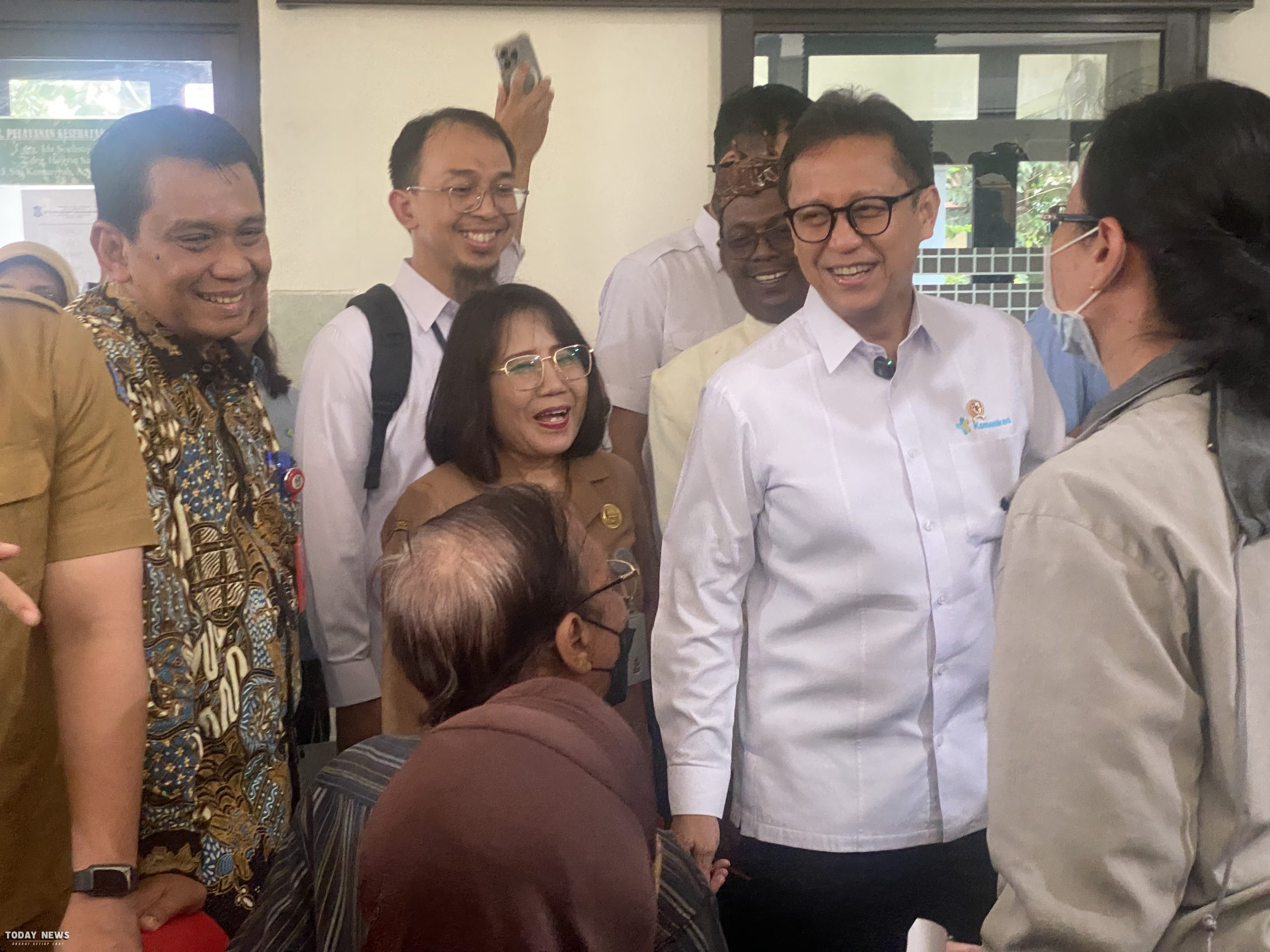 Menkes Tinjau Pelaksanaan Cek Kesehatan Gratis di Surabaya