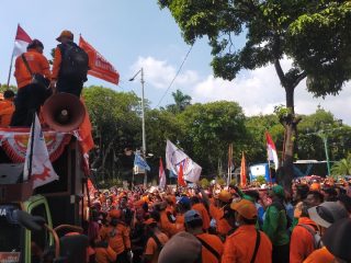 Partai Buruh soal #kaburajadulu: Gagal Lindungi Rakyat