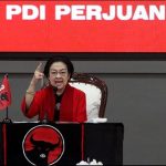 Minta Tunda Retreat: Bentuk Kemarahan Megawati Atas Penangkapan Hasto 