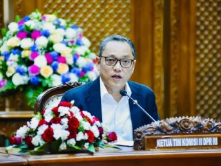 Cecar KPU Soal PSU, Legislator PDIP : Kalian Bikin Masalah Rakyat Disuruh Bayar, Enak Banget! 