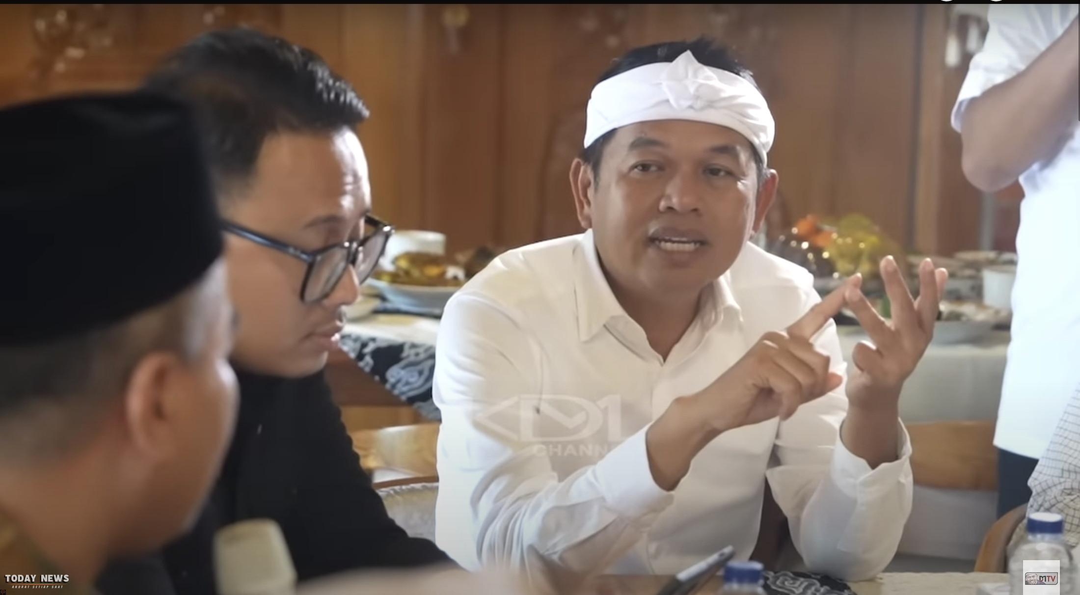 Dedi Mulyadi Larang Sekolah Piknik hingga Jualan Seragam