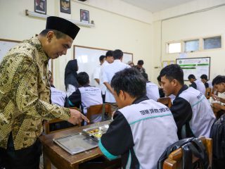 Kurikulum SMK dengan Dunia Usaha Perlu Terus Diselaraskan