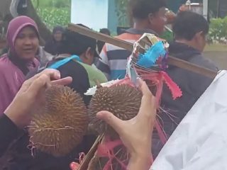 Belasan Masyarakat Jadi Korban Pencopetan Saat Festival 3th Duren Nak’nan di Magetan
