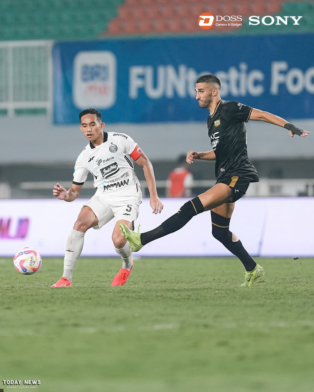 Persija Lawan Persib: Laga Panas Penentu Dominasi di Liga 1