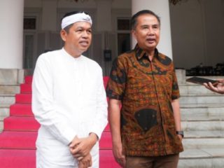 Bey Machmudin Siap Bantu Dedi Mulyadi