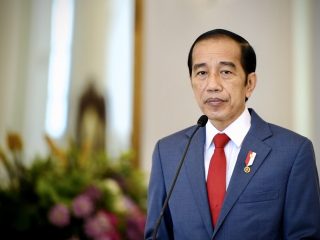 Batal Daftar Caketum PSI, Jokowi : Biar Yang Muda-Muda Saja