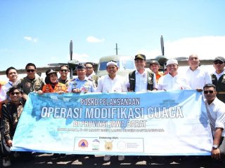Operasi Modifikasi Cuaca di Jabar Diklaim Berhasil