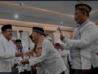 Wagub Rano Sosialisasikan Umrah Gratis untuk Marbot Masjid