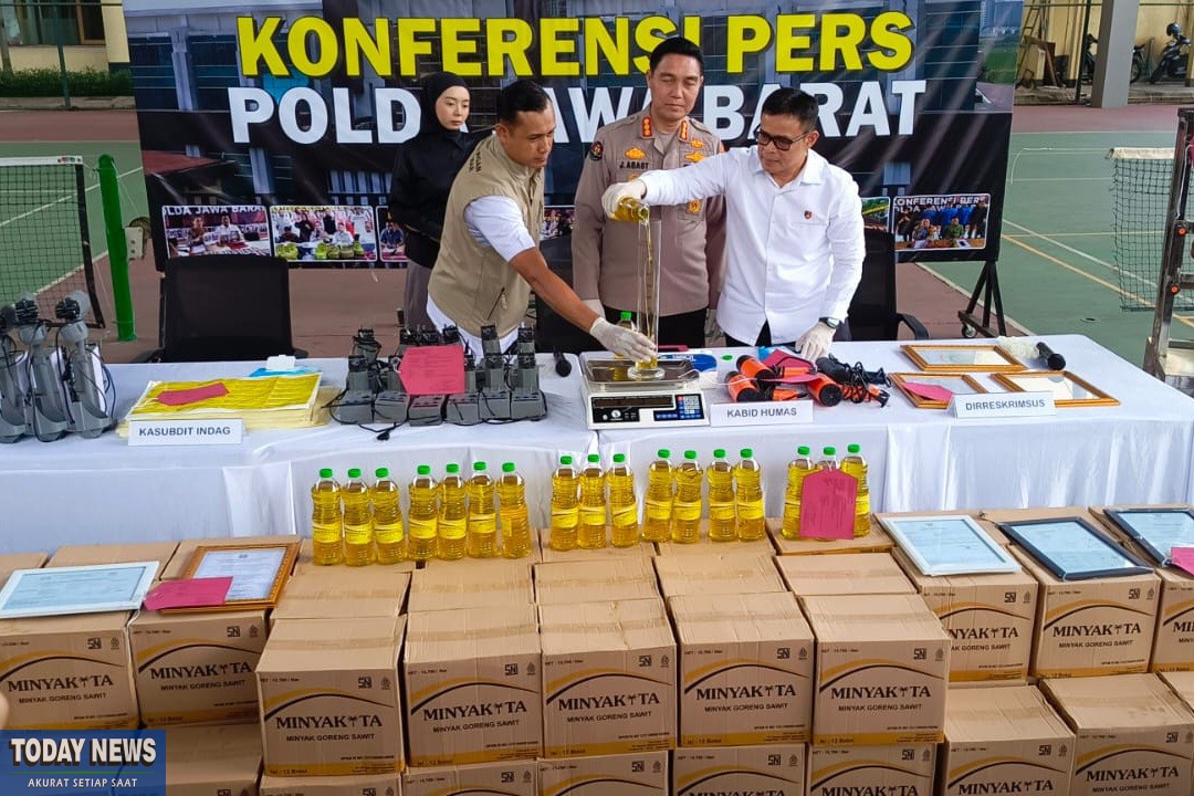 Pemkot Bandung Uji Sejumlah Produk MinyaKita