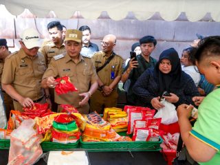 Wakil Walikota Bandung Klaim Bazar Murah Efektif Stabilkan Harga Bahan Pokok