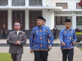 Pemkot Bandung Bakal Tertibkan Bangunan di Sempadan Sungai