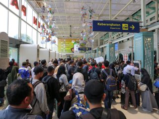 Volume Penumpang KA Daop 1 Jakarta 31-1 April: 166 Perjalanan