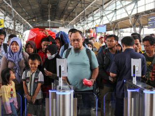 KAI Sediakan 362 Perjalanan KA Tambahan Antisipasi Lonjakan Pemudik