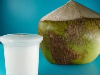 9 Manfaat Minum Air Kelapa untuk Kesehatan dan Kecantikan