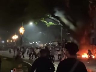 LBH Catat 6 Orang Ditangkap dan 10 Hilang Kontak Usai Demo Tolak UU TNI di Malang