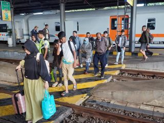 Promo Mudik Awal Ramadan, Diskon Tiket Kereta 25 %