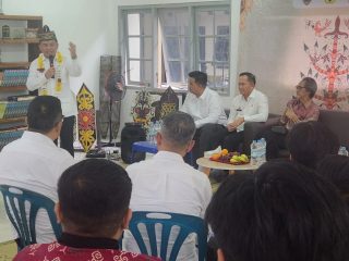 Gubernur Kalteng Beri Rp 200 Juta untuk Mahasiswa di Yogyakarta