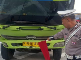 Kecelakaan Maut di Tol Gempol-Pasuruan, Bus Akas Tabrak Truk Sampah, 1 Tewas 4 Luka-Luka