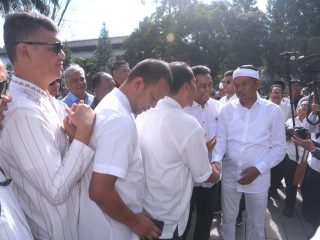 KDM Janji Tanggung Hidup Anak Korban Ledakan Gudang Amunisi Garut