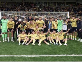 Oxford United Pastikan Bertahan di Divisi Championship
