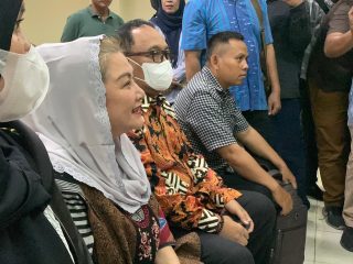 Mantan Walkot Semarang dan Suaminya Jalani Sidang Perdana Kasus Korupsi di Pengadilan Tipikor Semarang