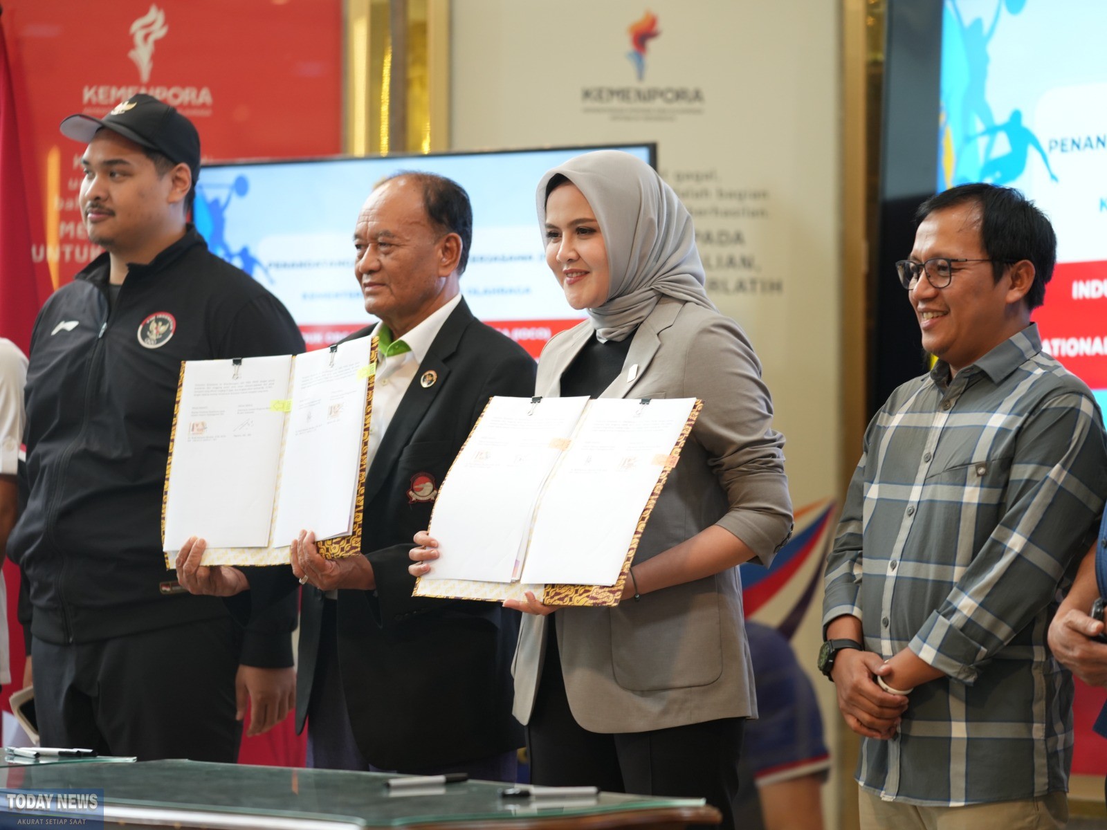 Penandatanganan Kerjasama antara DPP PERBASI dengan Kemenpora