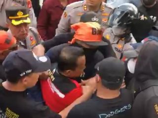 Partai Buruh Kecam Penangkapan Ketum KPBI Ilhamsyah saat Gelar Unjuk Rasa di Tanjung Priok