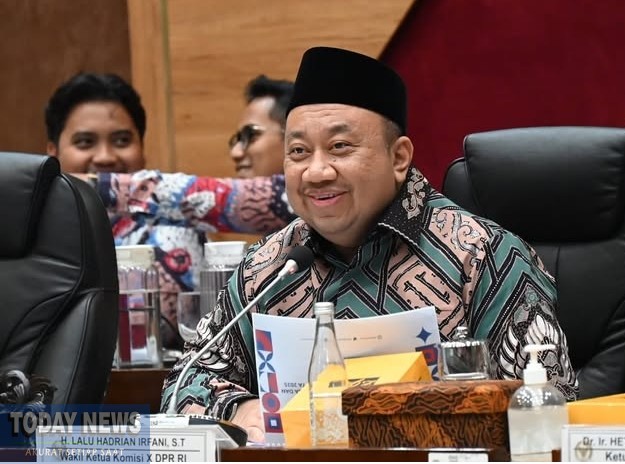 Peringatan Hardiknas, Wakil Ketua Komisi X: Kualitas Siswa dan Kesejahteraan Guru Masih Jadi PR