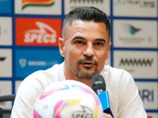 Persija Jakarta Tumbang dari Semen Padang, Peluang Empat Besar Kian Berat