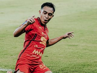 Muhammad Rayhan Hannan Dipuji Pelatih Persija, Carlos Pena: Kerja Kerasnya Luar Biasa!