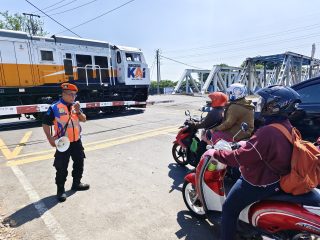Kecelakaan Maut di Magetan, Empat Tewas Dihantam Kereta di Perlintasan