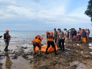 Mayat Tanpa Kepala Ditemukan di Pesisir Pantai Talango Sumenep
