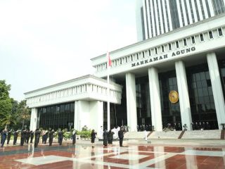 Eks Pejabat MA Zarof Ricar Dituntut 20 Tahun Penjara dalam Kasus Suap dan Gratifikasi