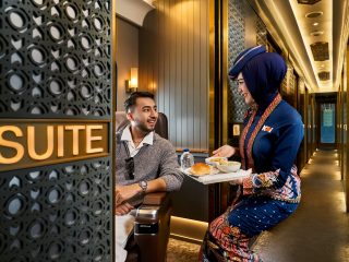 Kereta Suite Class Compartment Resmi Dirangkaikan pada KA Argo Bromo Anggrek Mulai 1 Juni 2025