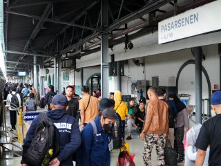 Momen Libur Waisak 2025, 75 Persen Tempat Duduk KAJJ Daop 1 Jakarta Terjual