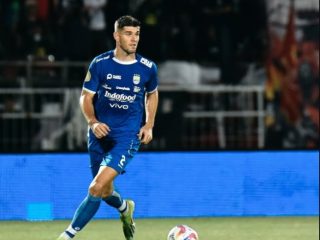 Nick Kuipers Ungkap Kunci Sukses Mengawal Lini Belakang Persib