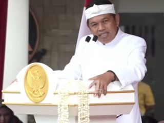 Bagikan Uang Rp 25 Juta ke Siswa, Dedi Mulyadi Blak-blakan Duit Hasil 'Ngonten'