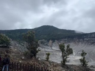6 Tempat Wisata Paling Populer di Kawasan Lembang Bandung