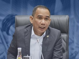 DPR Minta Kejagung Kaji Kembali Penempatan Prajurit TNI di Kejati dan Kejari 