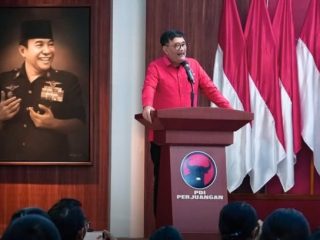 Respons PDIP soal Jokowi Masuk Bursa Caketum PSI: Silahkan Saja kan Sudah Dipecat! 