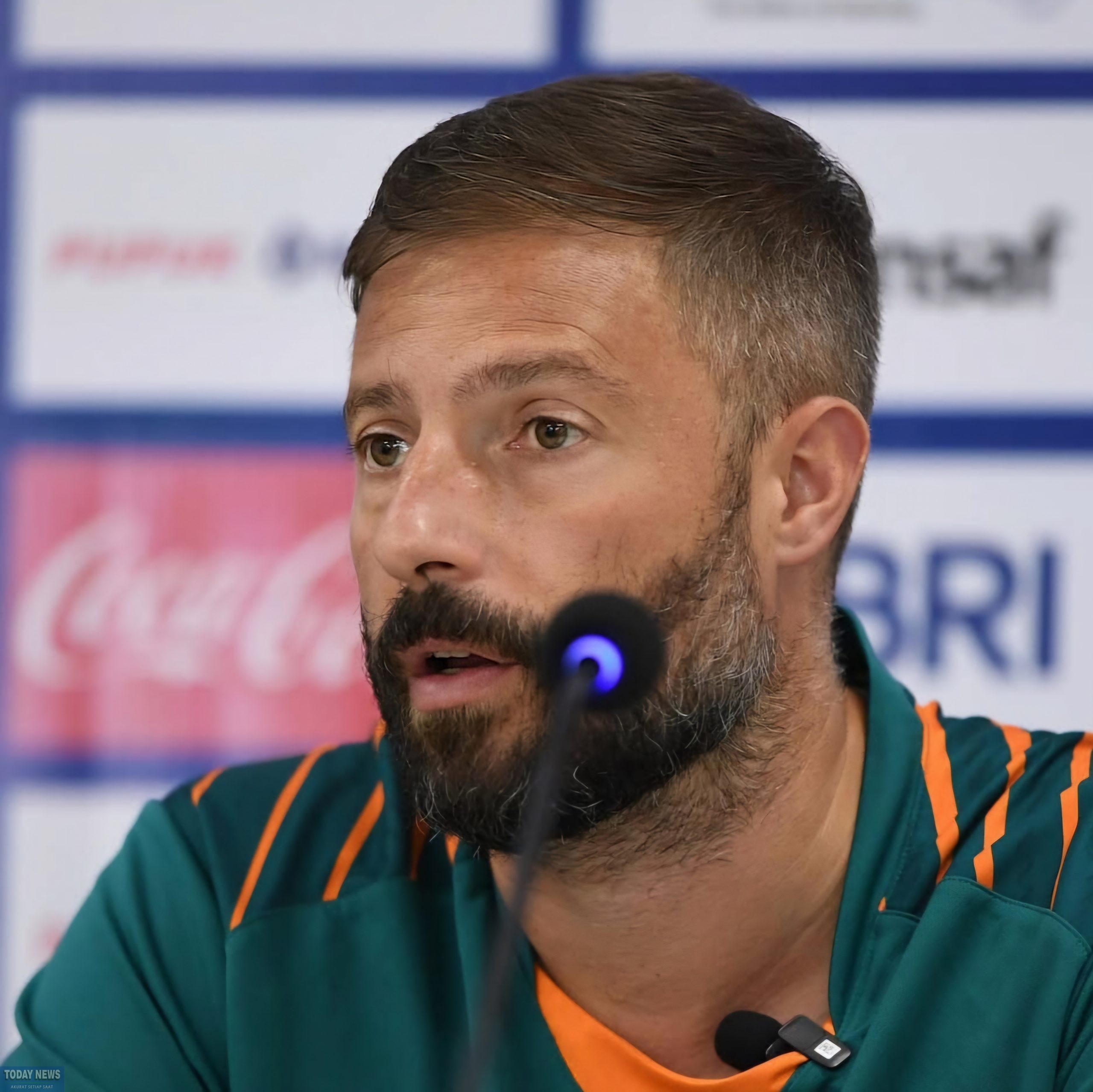 Pelatih Borneo FC, Joaquin Gomez