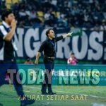 Pelatih Persebaya Surabaya Paul Munster
