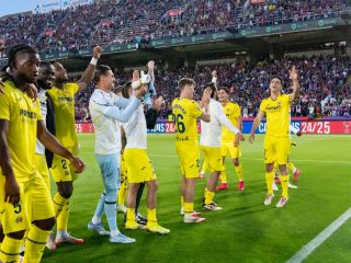 Tumbang Usai Pesta Juara, Barcelona Dipermalukan Villarreal 2-3 di Kandang Sendiri