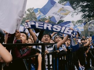 Wali Kota Bandung Ajak Bobotoh Jaga Kondusifitas Saat Selebrasi Persib Juara Liga 1 2024-2025