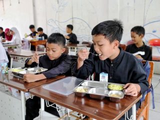 Pemerintah Apresiasi Pelaksanaan Program MBG di Kota Bandung, Jadi Teladan bagi Daerah Lain