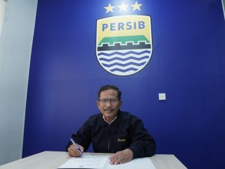 Isi Jabatan Direktur Teknik, Ini Jejak Pengabdian Djanur Bersama Persib, dari Pemain, Asisten, Hingga Pelatih Kepala